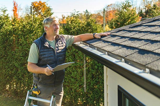 Professional Roof Repair technician working in Mayesville, SC